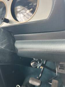 Bild 15/60 von Peugeot 504 V6 Coupe (1975)