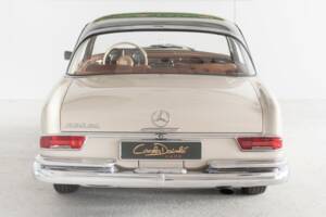 Bild 7/44 von Mercedes-Benz 220 SE b (1964)