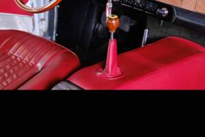 Image 24/36 of Ferrari 330 GT 2+2 (1964)