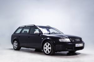 Afbeelding 4/33 van Audi S6 Avant (2000)