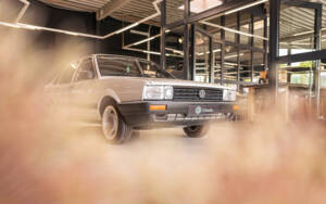 Image 3/132 of Volkswagen Santana 1.8 (1985)