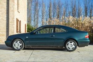 Bild 4/50 von Mercedes-Benz CLK 200 (1997)