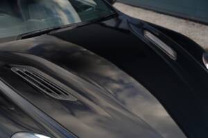 Image 37/50 of Aston Martin Vanquish S Volante (2018)