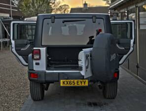 Imagen 21/50 de Jeep Wrangler 3.6 V6 (2015)