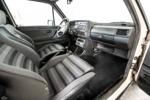 Image 9/50 de Volkswagen Golf Mk II GTi 1.8 (1987)