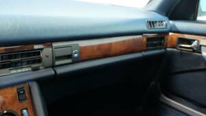 Image 11/29 of Mercedes-Benz 500 SEC (1985)