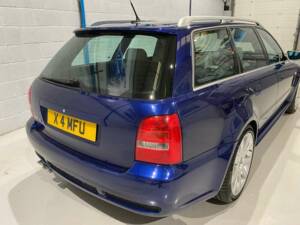 Imagen 4/19 de Audi RS4 Avant (2001)