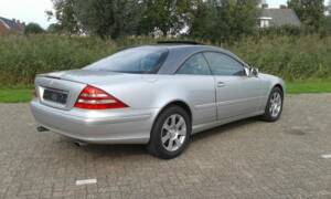 Image 8/8 of Mercedes-Benz CL 600 (2001)