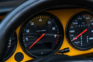 Image 40/50 of Porsche 911 Speedster (1993)
