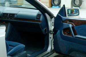 Bild 27/50 von Mercedes-Benz S 500 Coupé (1993)