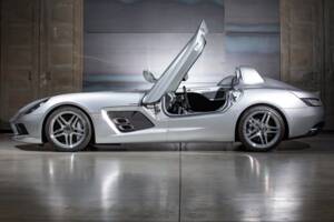 Image 12/28 of Mercedes-Benz SLR McLaren 722 S (2009)