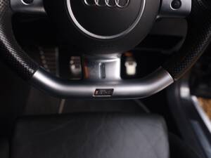 Bild 27/48 von Audi RS4 (2007)