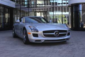 Image 9/75 of Mercedes-Benz SLS AMG Roadster (2012)