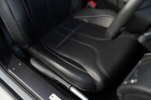 Immagine 19/50 di Aston Martin V12 Vantage (2012)