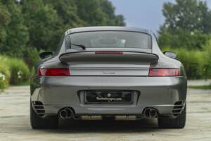 Bild 8/50 von Porsche 911 Turbo (2002)