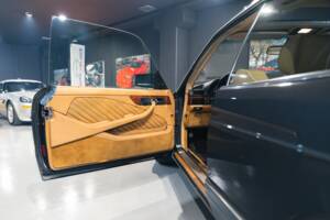 Bild 22/37 von Mercedes-Benz 560 SEC (1990)