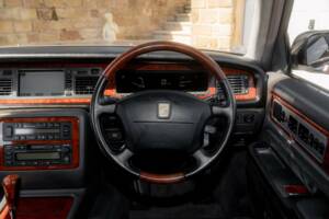 Bild 45/50 von Toyota Century (2003)