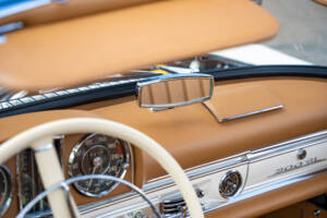 Image 38/38 of Mercedes-Benz 300 SL Roadster (1961)