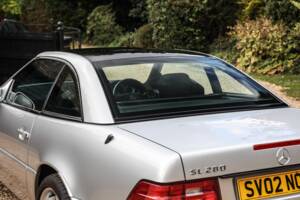 Image 10/43 of Mercedes-Benz SL 280 (2002)