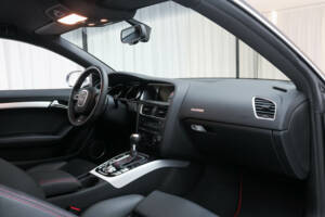 Image 8/13 de Audi RS5 (2011)