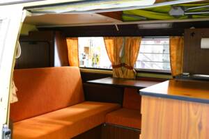 Afbeelding 15/36 van Volkswagen T2b Westfalia (1974)