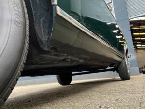 Image 21/88 of Audi 100 LS (1970)