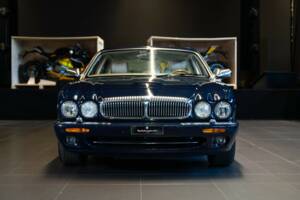 Bild 13/50 von Daimler Super V8 (1997)