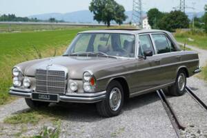 Afbeelding 46/89 van Mercedes-Benz 300 SEL 6.3 (1972)
