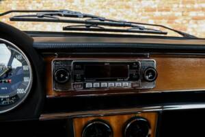 Image 18/50 of Alfa Romeo Giulia Nuova Super 1300 (1975)