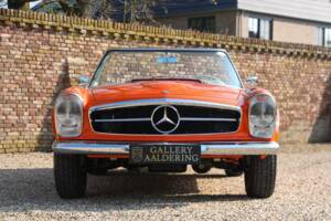 Image 24/50 of Mercedes-Benz 230 SL (1964)