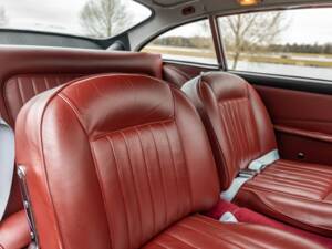 Bild 28/39 von Aston Martin DB 5 Vantage (1964)