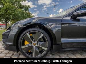 Obraz 12/49 pojazdu Porsche Taycan Turbo S Cross Turismo (2021)