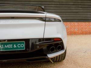 Bild 29/82 von Aston Martin DBS Superleggera (2018)