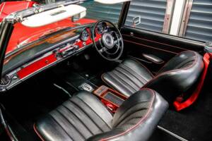 Immagine 2/26 di Mercedes-Benz 250 SL (1967)