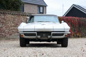 Imagen 4/50 de Chevrolet Corvette Sting Ray Convertible (1964)