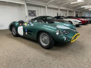 Bild 3/9 von Aston Martin DBR1 (2017)