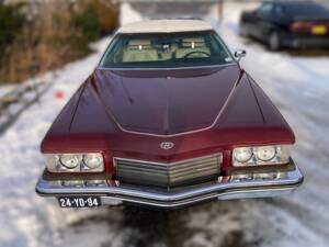 Image 4/8 of Buick Riviera Coupe (1973)