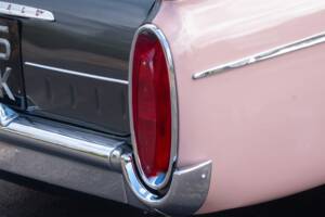 Image 23/50 of Vauxhall Cresta (1958)