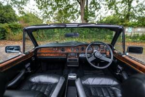 Image 26/37 of Bentley Corniche I (1978)