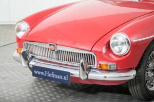 Image 19/50 of MG MGB GT (1967)
