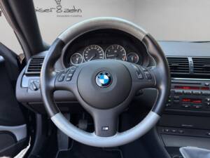 Afbeelding 16/42 van BMW 330Ci (2006)