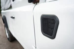 Bild 64/98 von Land Rover Defender 110 Td5 (1999)