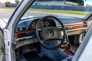 Image 19/175 of Mercedes-Benz 420 SE (1986)