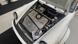Image 16/20 of Porsche 934 (1976)