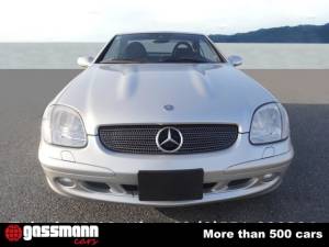 Image 2/15 of Mercedes-Benz SLK 320 (2001)