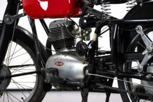 Bild 13/50 von Gilera 150 Sport (1951)