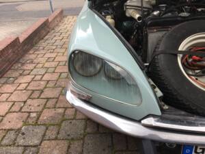 Bild 4/80 von Citroën DS 21 Pallas (1973)