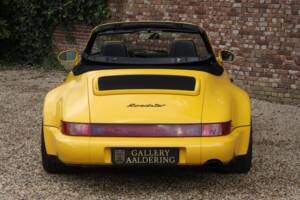 Image 6/50 of Porsche 911 Carrera 2 "America Roadster" (1993)