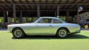 Imagen 3/66 de Ferrari 330 GT 2+2 (1964)