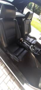 Image 11/55 of BMW 320i (1991)